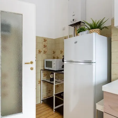 Διαμέρισμα Guesthost - Bonola M1 Bright & Functional Flat *