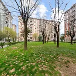Guesthost - Bonola M1 Bright & Functional Flat Apartman